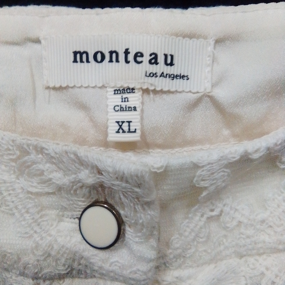Monteau ivory lace shorts XL